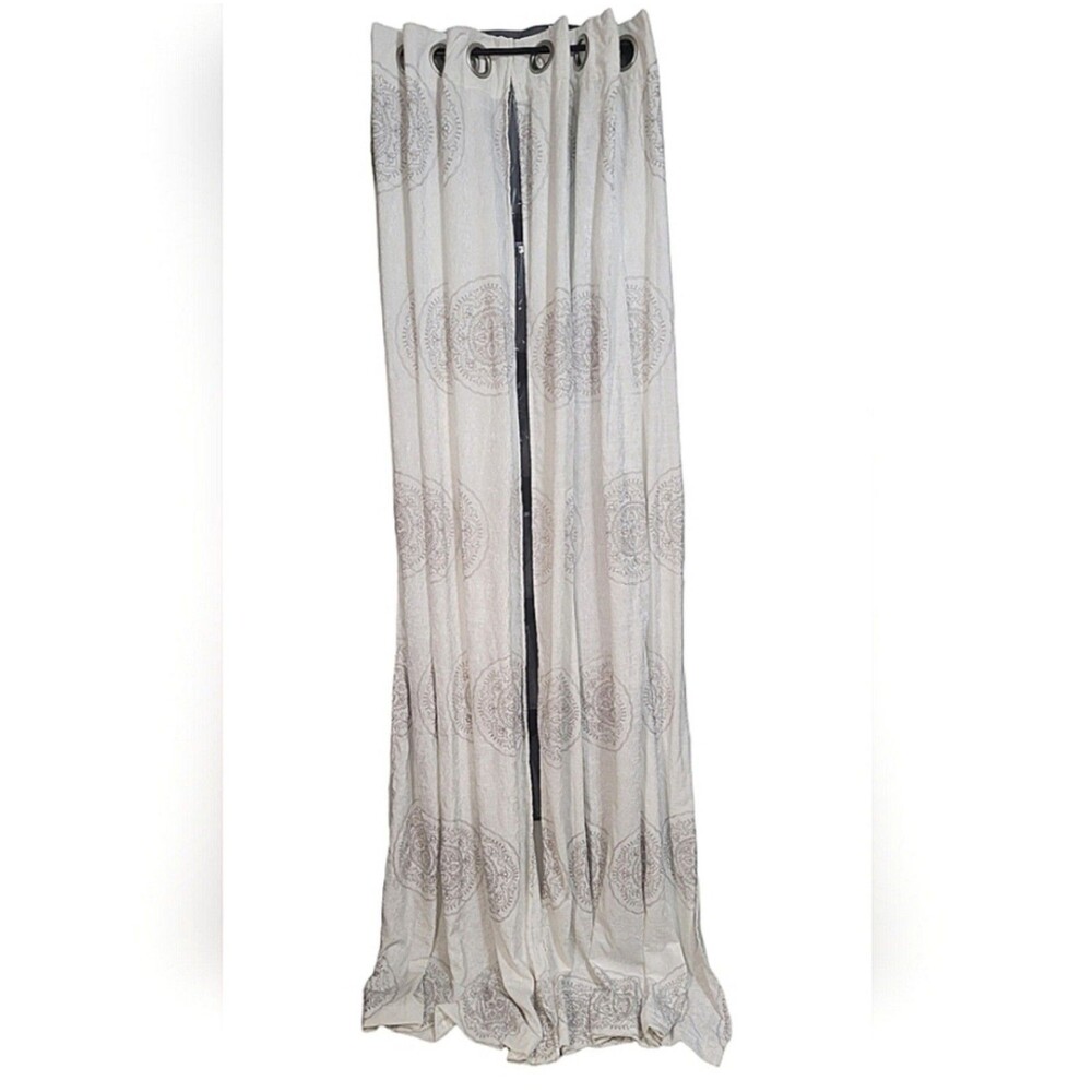 Pair of Wendy Bellisimo Curtains